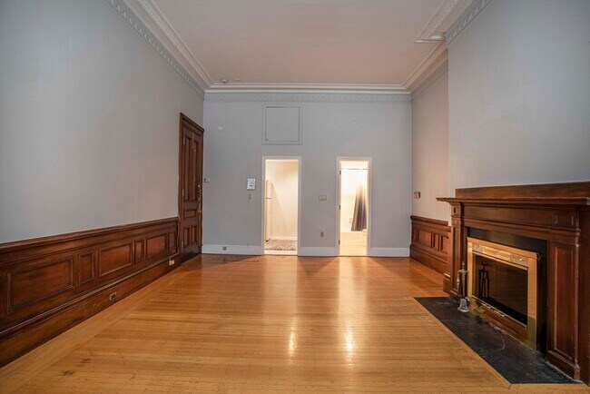 Building Photo - 123 Marlborough St