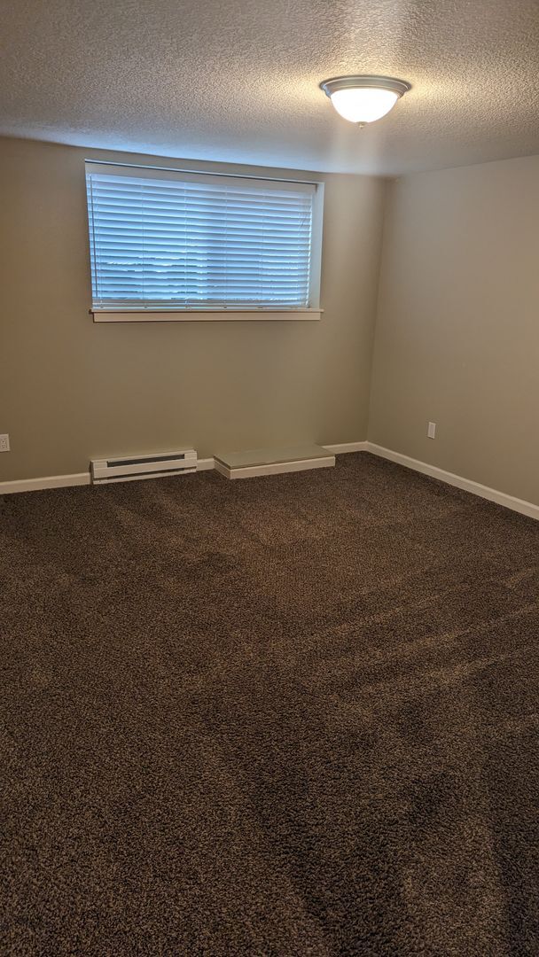 Building Photo - OR112