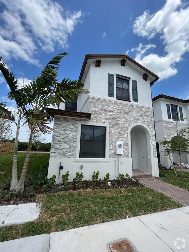 Building Photo - 10025 SW 228th Terrace