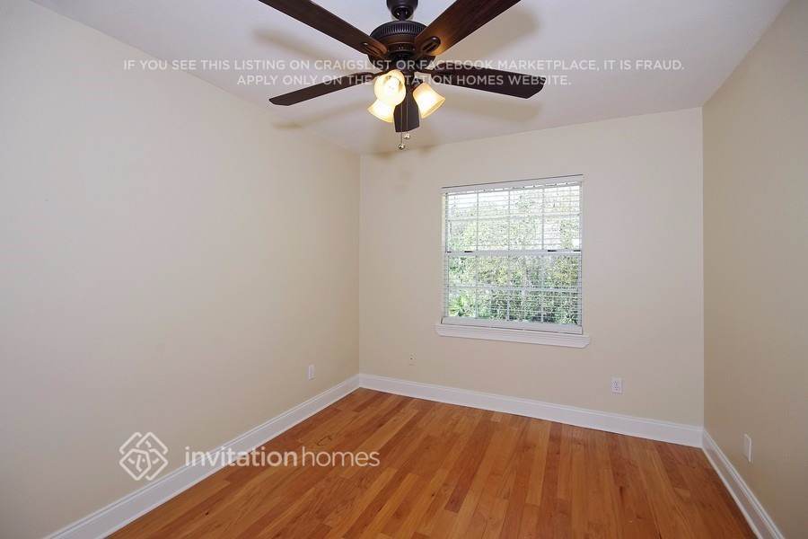 Building Photo - 145 Kelso Ct