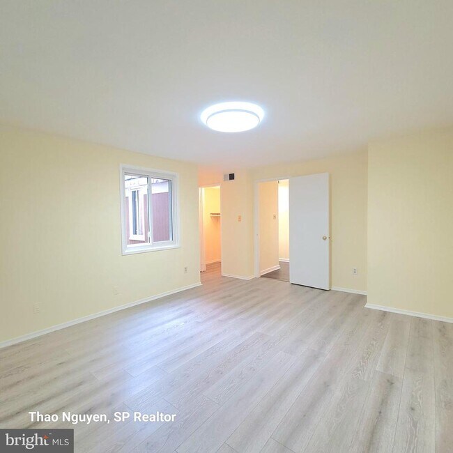 Building Photo - 10534 Cambridge Ct