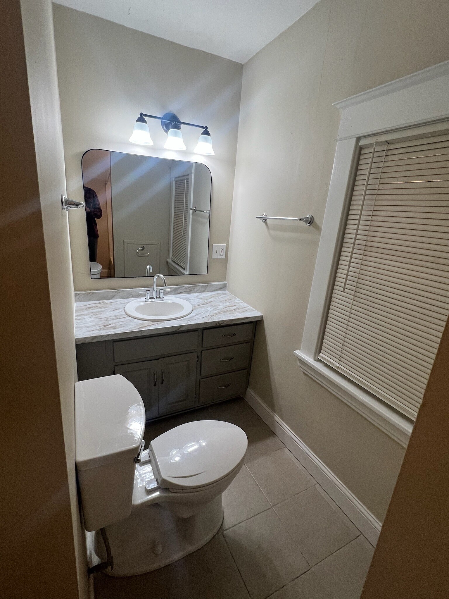 Bathroom Sink - 734 Sims Ave