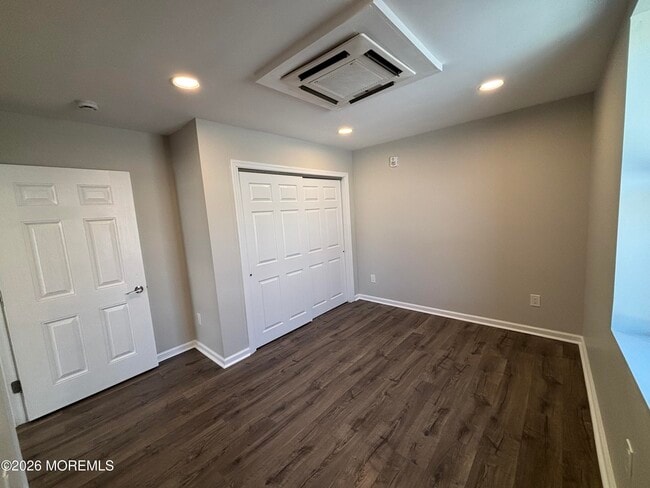 Building Photo - 21 Mechanic St