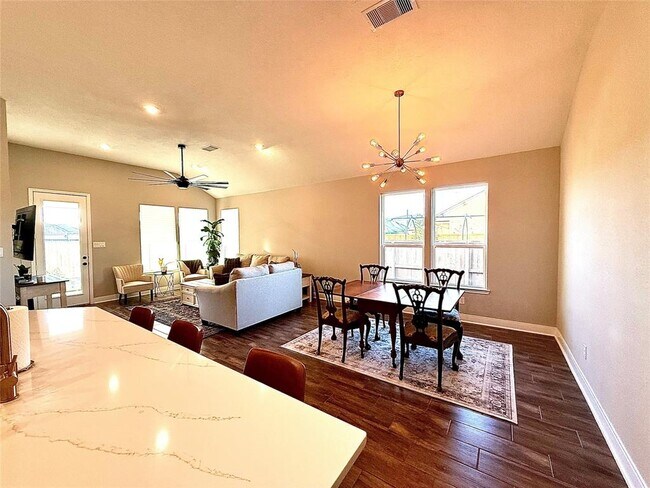 Building Photo - 10402 Sherwin Pass Dr