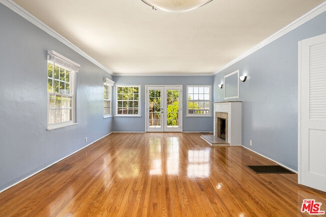 Building Photo - 4141 W 62nd St