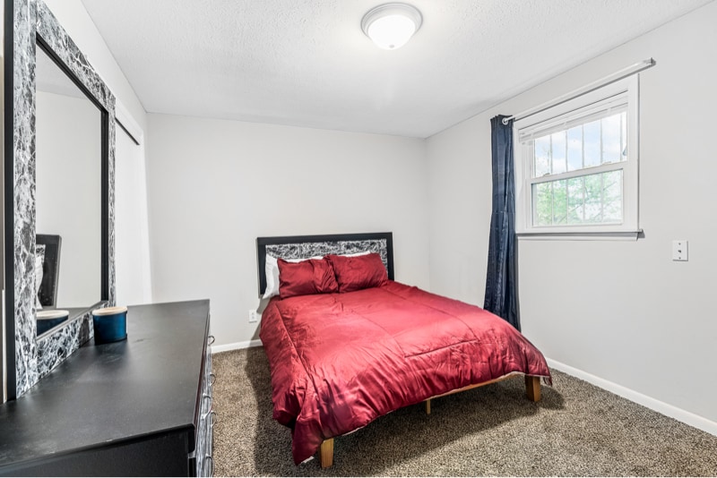 Building Photo - 3301 Buckeye Ct