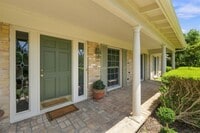 Building Photo - 2802 Pecos St