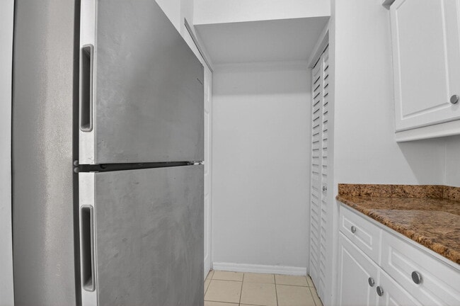 Building Photo - 3421 Tuscany Way