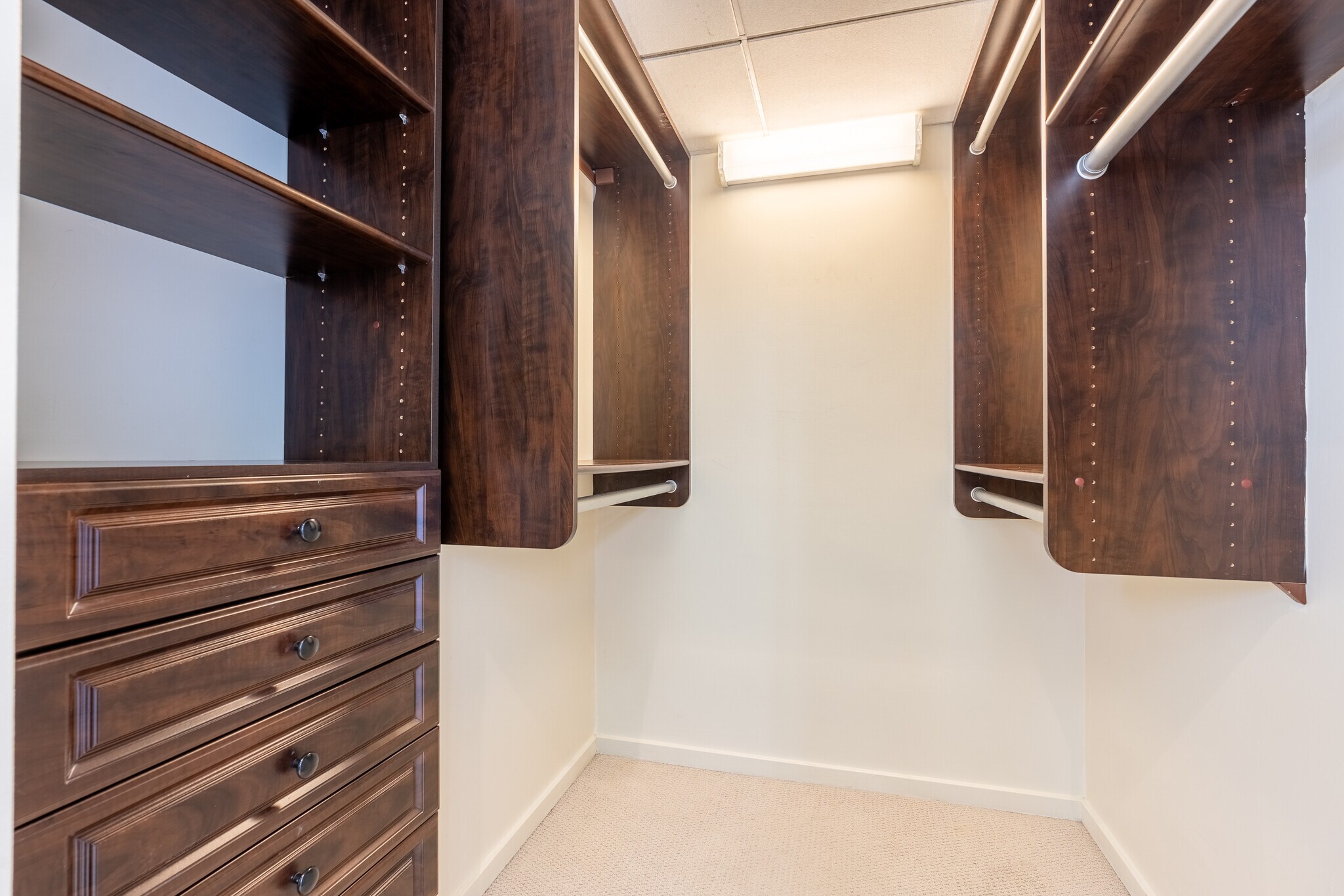 Building Photo - 321 10th Ave