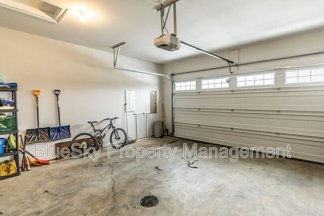 Building Photo - 108 Bethany Ln