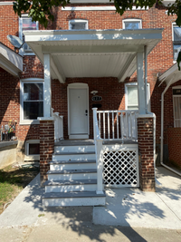 Building Photo - 627 Denison St