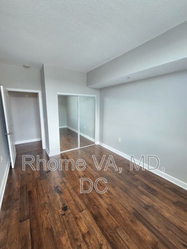 Building Photo - 2451 Midtown Ave