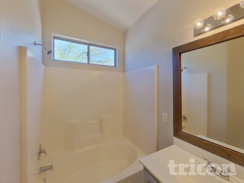 Building Photo - 22227 N 29th Dr