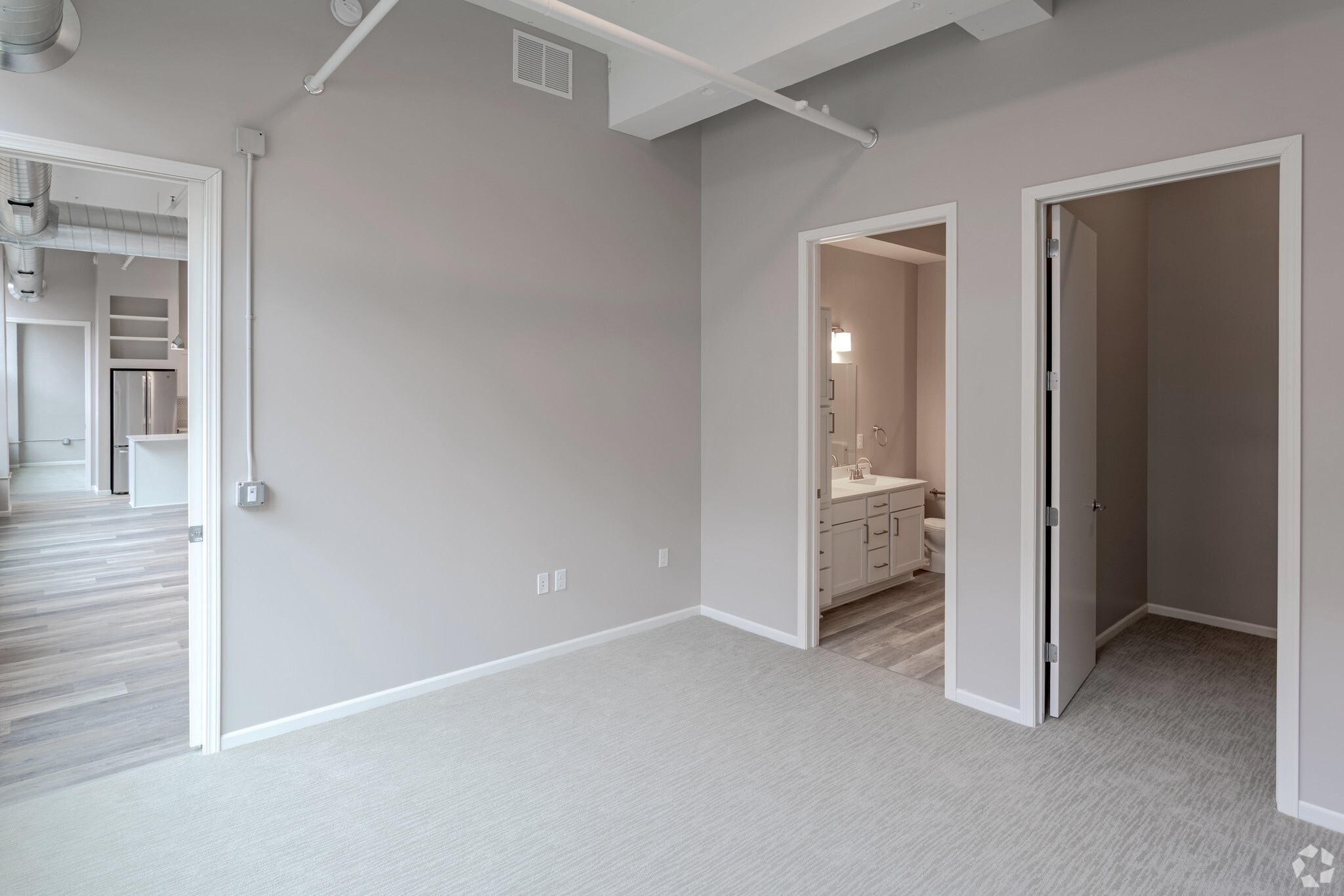 3BR, 2BA - C1 1534 SF - R7 Lofts
