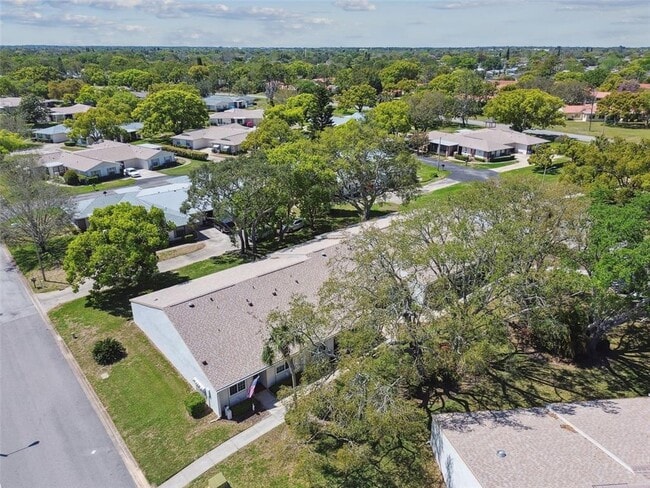 Building Photo - 8130 Braddock Cir