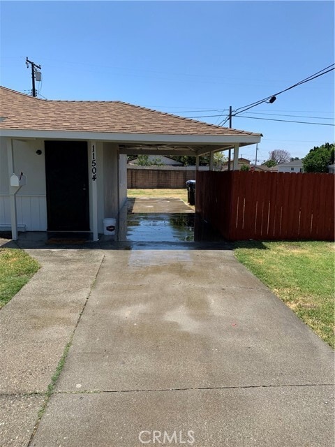 Building Photo - 11504 Maza St