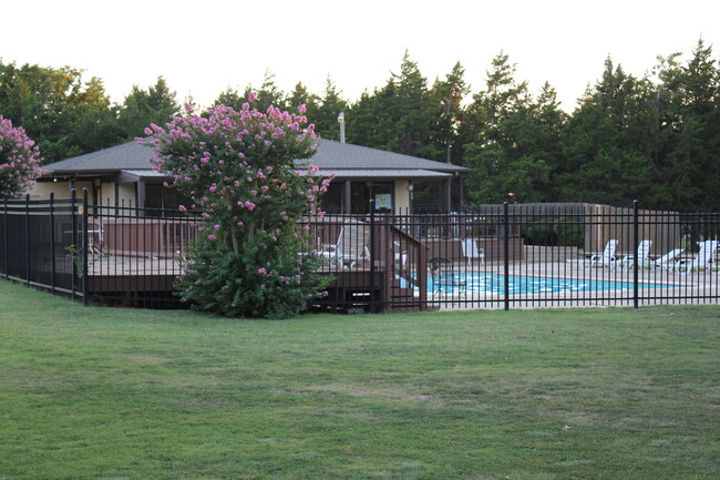 Building Photo - 517 Partridge Ln