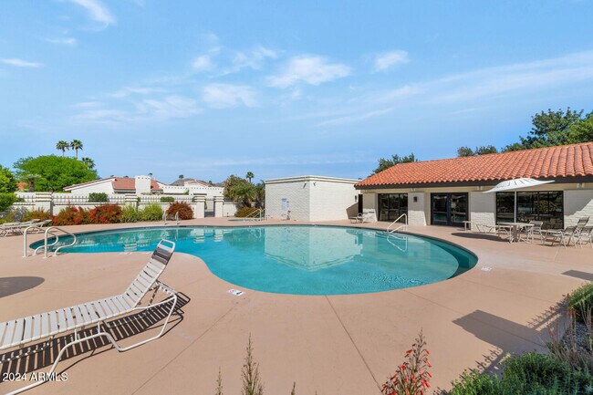 Building Photo - 7328 E Krall St