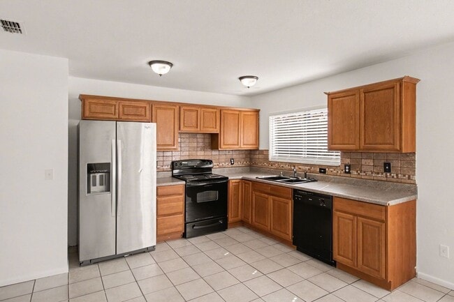 Building Photo - 1230 Port Malabar Blvd NE