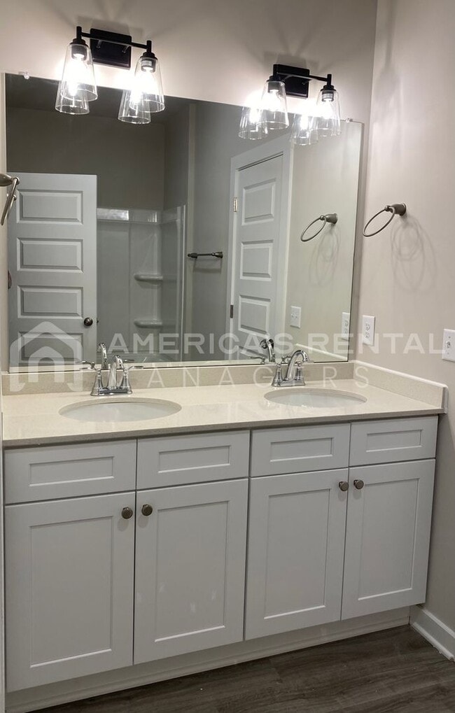 Building Photo - Home for Rent in Jemison, AL... Available to View with 48 Hour Notice!!!