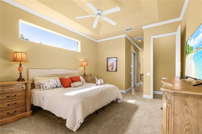 Building Photo - 3517 SE 18th Ave