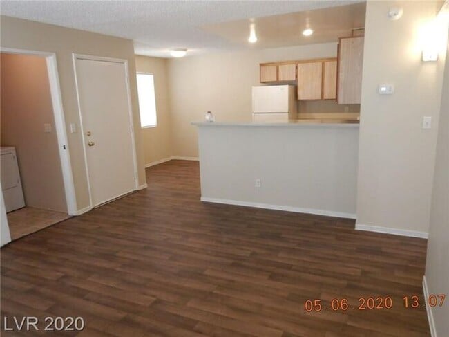 Building Photo - COMING SOON - Ready no later than the begi...