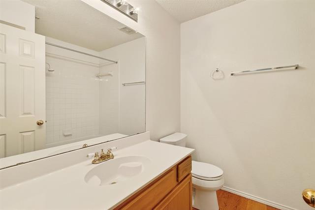 Building Photo - 3100 Verbena Dr