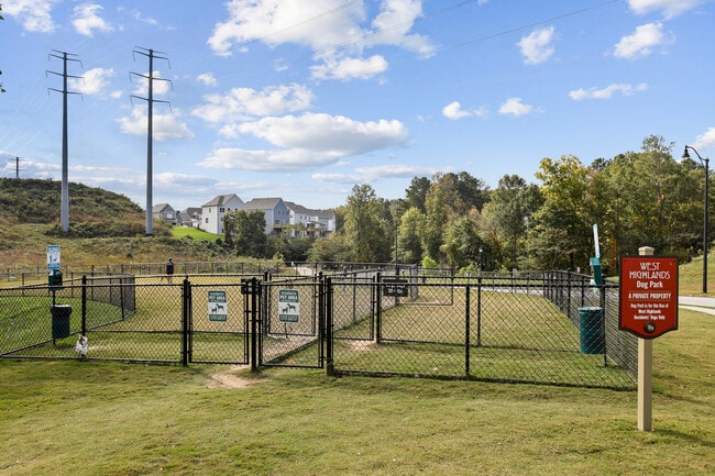 Building Photo - 1856 Perry Blvd NW