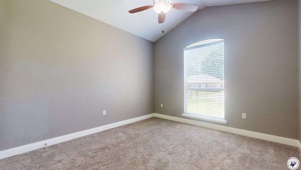Building Photo - 6908 Woodmere Ct