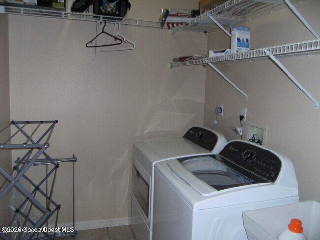 Building Photo - 704 Samuel Chase Ln