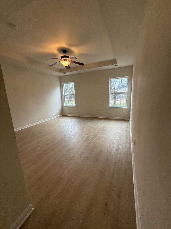 Building Photo - 102 Privett Ct