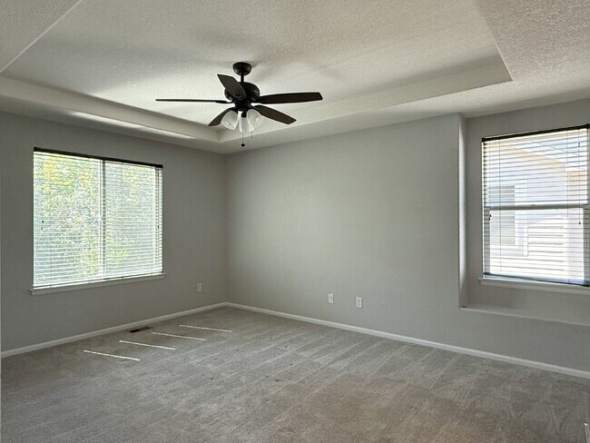 Building Photo - Gorgeous Reunion Home Features 4 Beds/2.5 Baths and Large Backyard. Close to Shopping, Dining and...