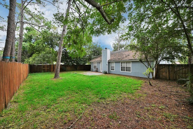 Building Photo - 9687 Hersham Ct