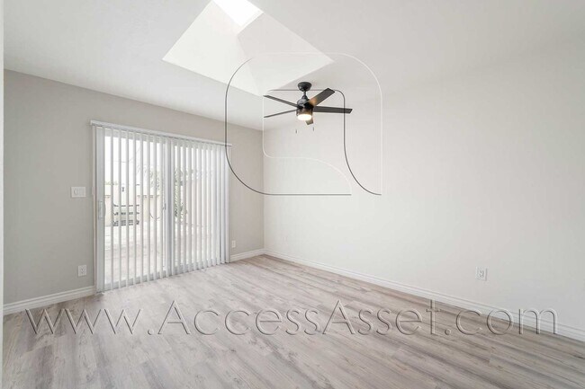 Building Photo - 1636 Zoro Way