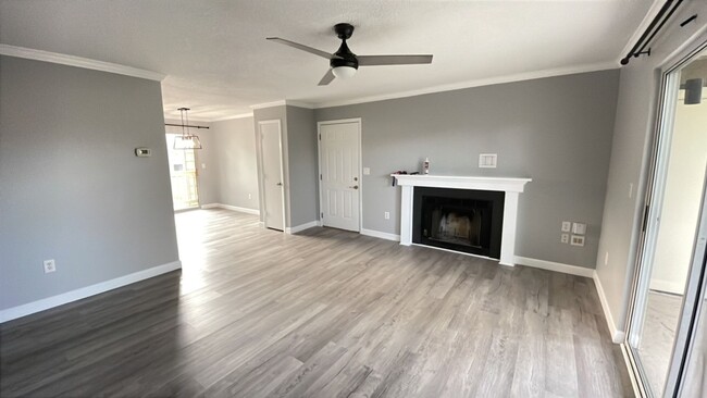 Primary Photo - 2 bedroom/2 bath condo in Myrtle Greens, C...