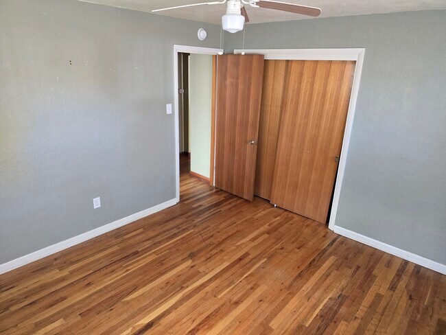 Building Photo - 70 Amherst Ave