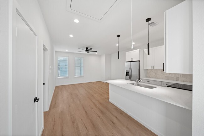 Building Photo - 1408 Enid St