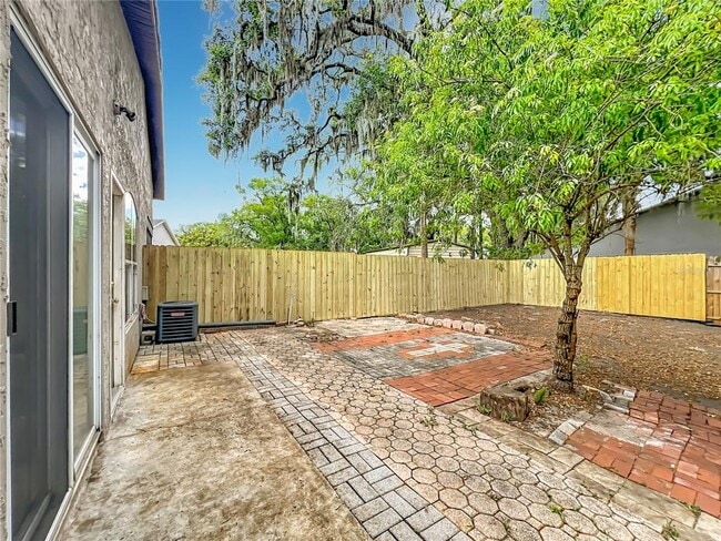 Building Photo - 2557 Riva Ct