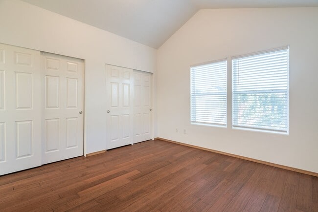 Building Photo - Super clean 3-bdrm/2-bath home in Kenton—C...