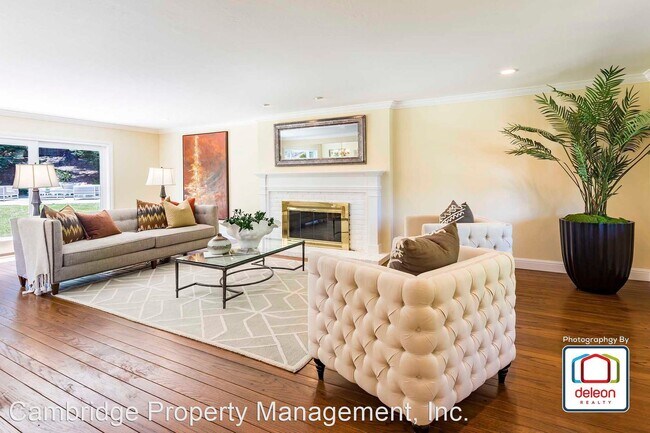 Building Photo - 5 br, 2.5 bath House - 2275 Tioga Drive