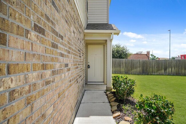 Building Photo - 7006 Cedar Breeze Ct