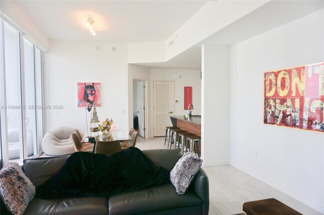 Building Photo - 601 NE 27th St