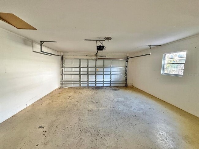 Building Photo - 2810 Flowertree Rd