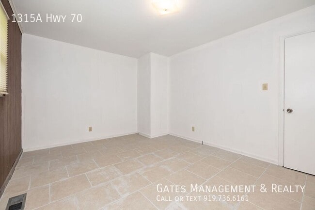 Building Photo - 1315 B US-70