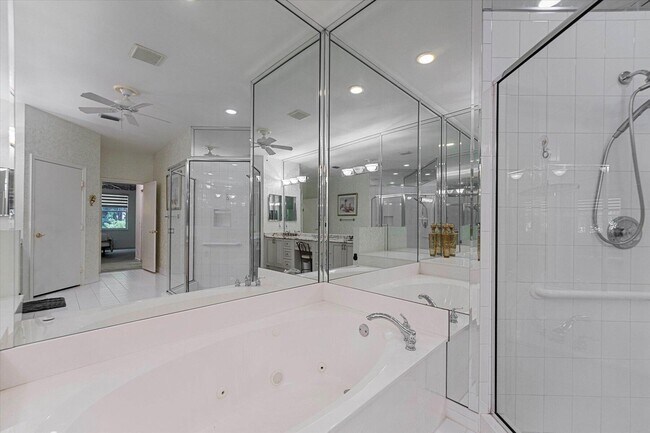 Building Photo - 4663 Carlton Golf Dr