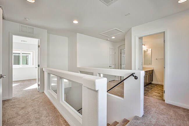 Building Photo - 7771 Bright Ldg St