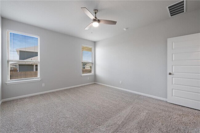 Building Photo - 100 Drifter Ln