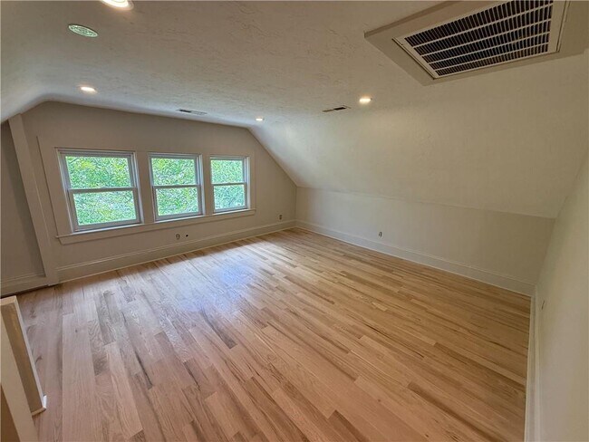 Building Photo - 29 Braman St