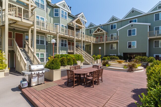 Building Photo - 988 Fulton St