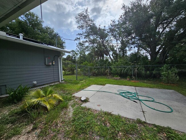 Building Photo - 17497 Clover Ave
